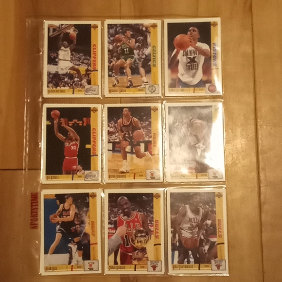 126 1991-1992 edition Upper deck co. Basketball - Picture 7 of 16